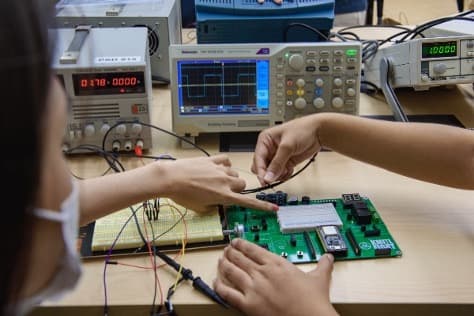 ชุดปฏิบัติการสอนเรื่องการประยุกต์ใช้ IOT สำหรับชั้นมัธยมศึกษาตอนต้น